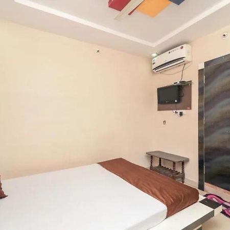 Hotel Rameshwaram Удджайн Екстер'єр фото